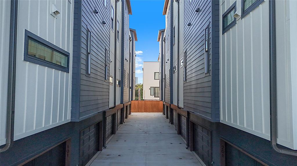 Riverset - Residential