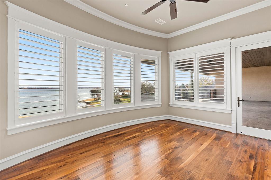 SUNRISE BAY AT LAKE LEWISVILLE - Residential