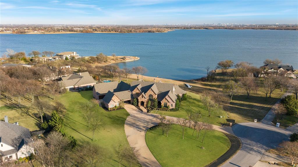 SUNRISE BAY AT LAKE LEWISVILLE - Residential
