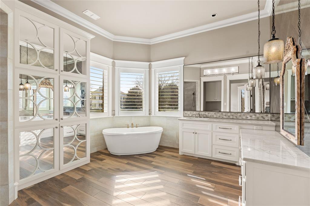 SUNRISE BAY AT LAKE LEWISVILLE - Residential