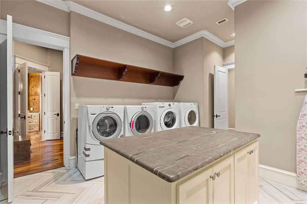 SUNRISE BAY AT LAKE LEWISVILLE - Residential