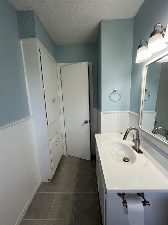 Swan Lake Sub - Residential