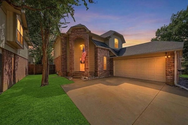 9072 ELBE TRL, FORT WORTH, TX 76118 - Image d4d723fdff7b116b3c2e49cee2d3bf23/3477227578