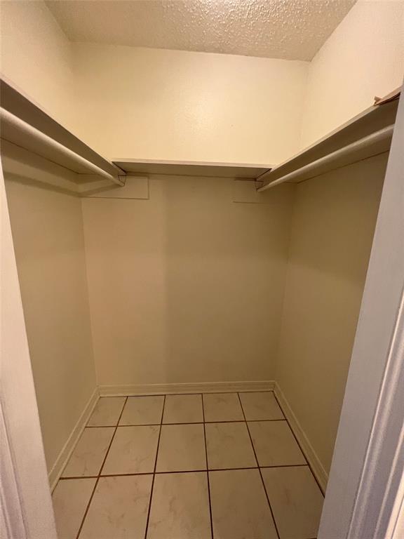 Golden Meadow Sub - Residential Lease