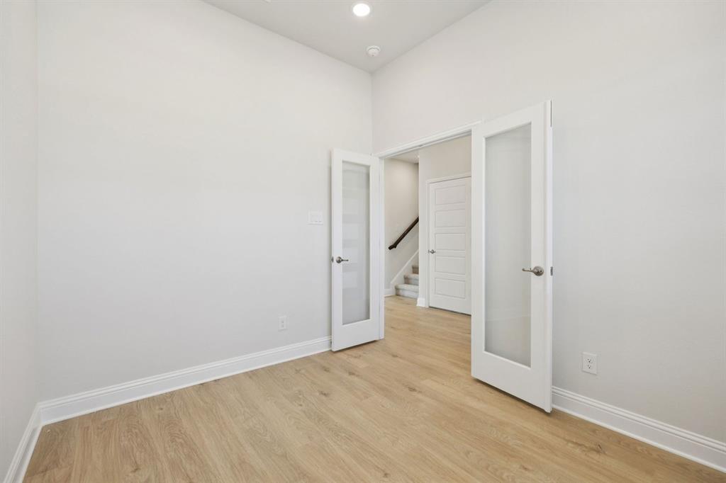 Summer Crest - Residential