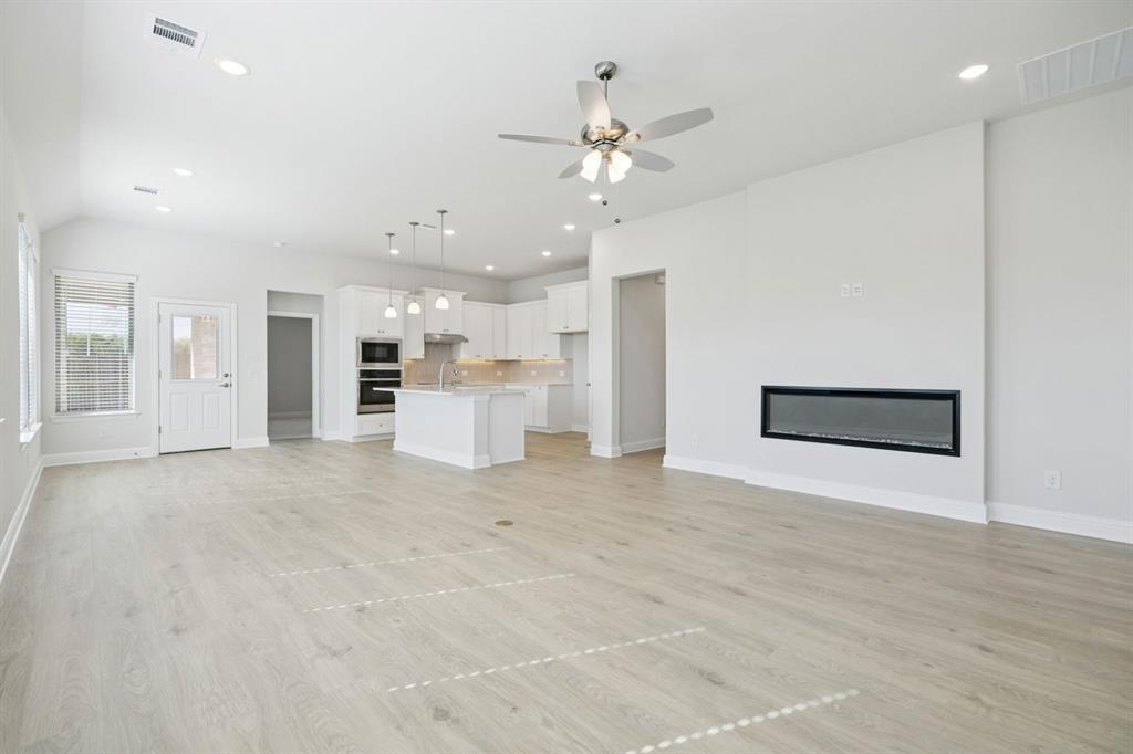 Summer Crest - Residential