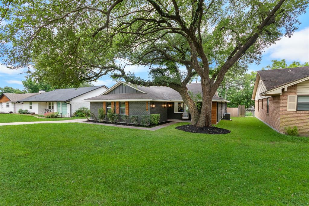 Casa Linda Forest - Residential