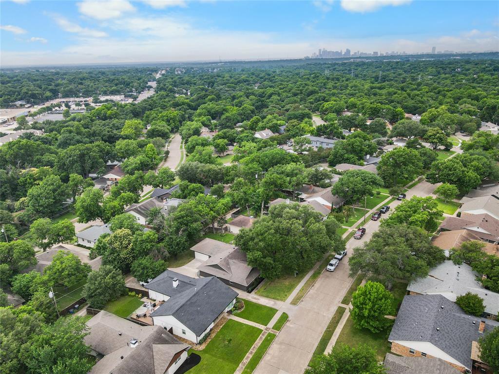 Casa Linda Forest - Residential