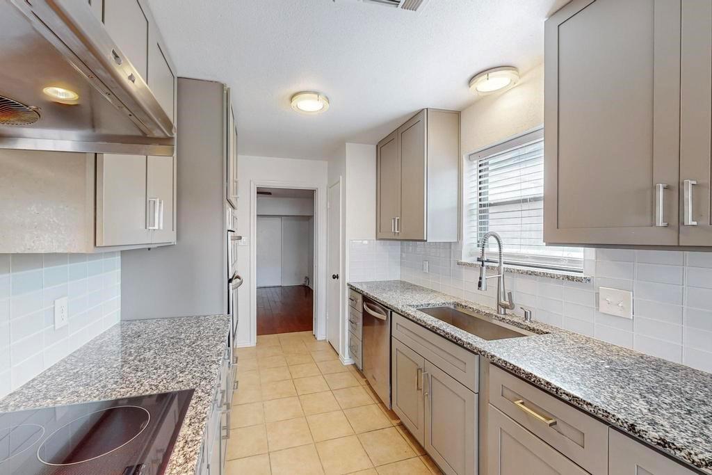 6225 Sunnybrook Drive