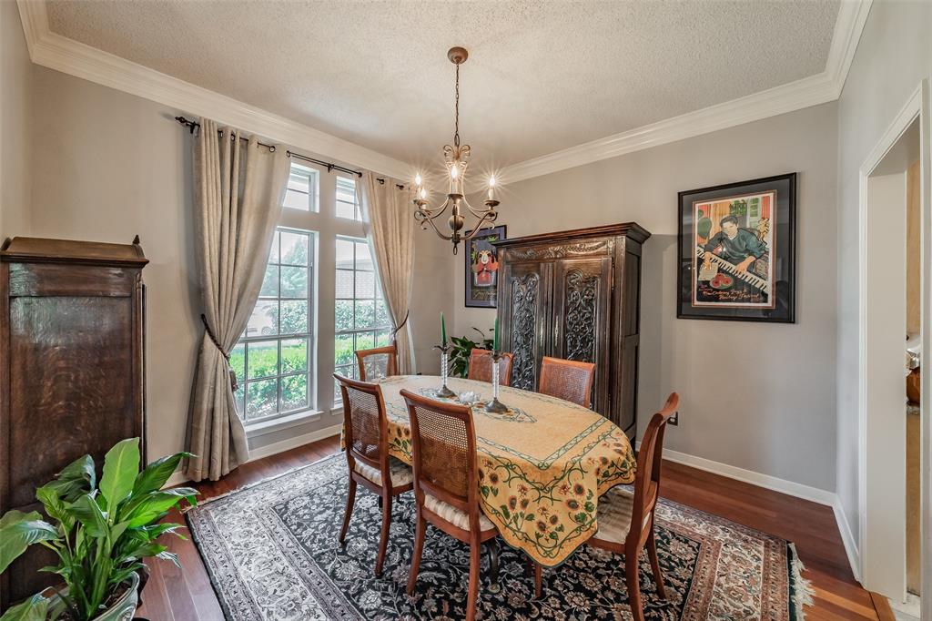 2536 Oak Brook Drive