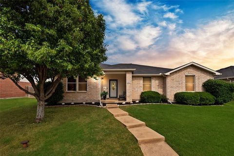 1819 Wildrose Drive Rockwall TX 75032