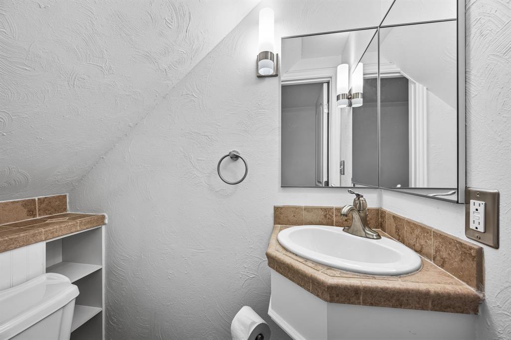 Buena Vista Condos - Residential Lease