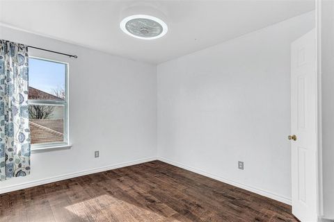 Tiny photo for 11856 Porcupine Drive, Fort Worth, TX 76244 (MLS # 21138473)