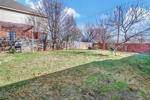 Tiny photo for 11856 Porcupine Drive, Fort Worth, TX 76244 (MLS # 21138473)