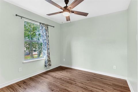 Tiny photo for 11856 Porcupine Drive, Fort Worth, TX 76244 (MLS # 21138473)
