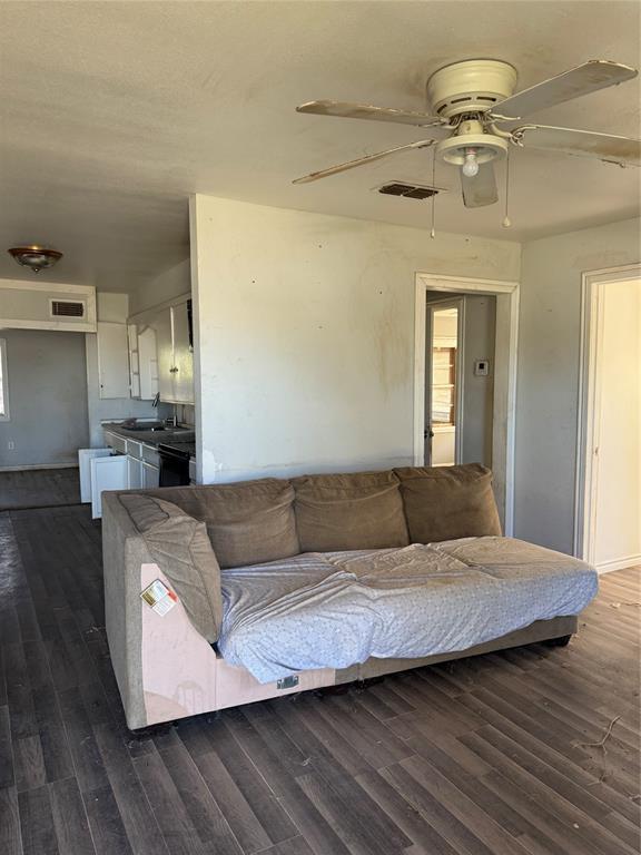 Country Club - Residential