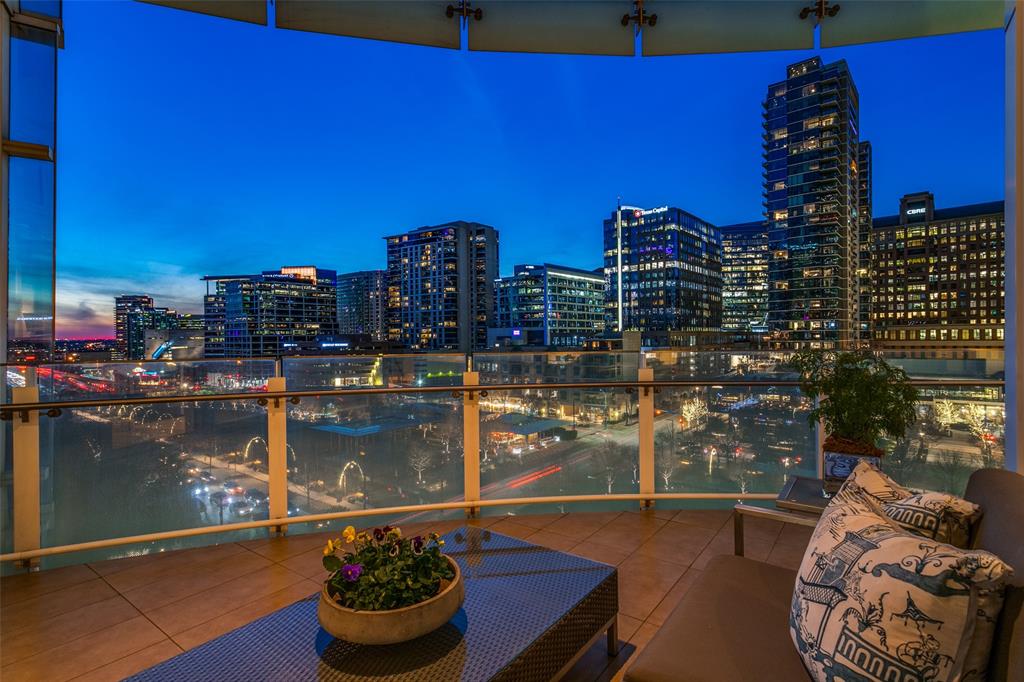 Museum Tower Condos - Residential