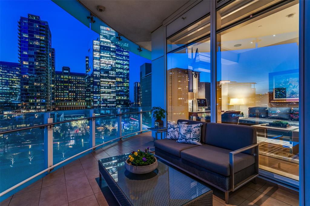 Museum Tower Condos - Residential