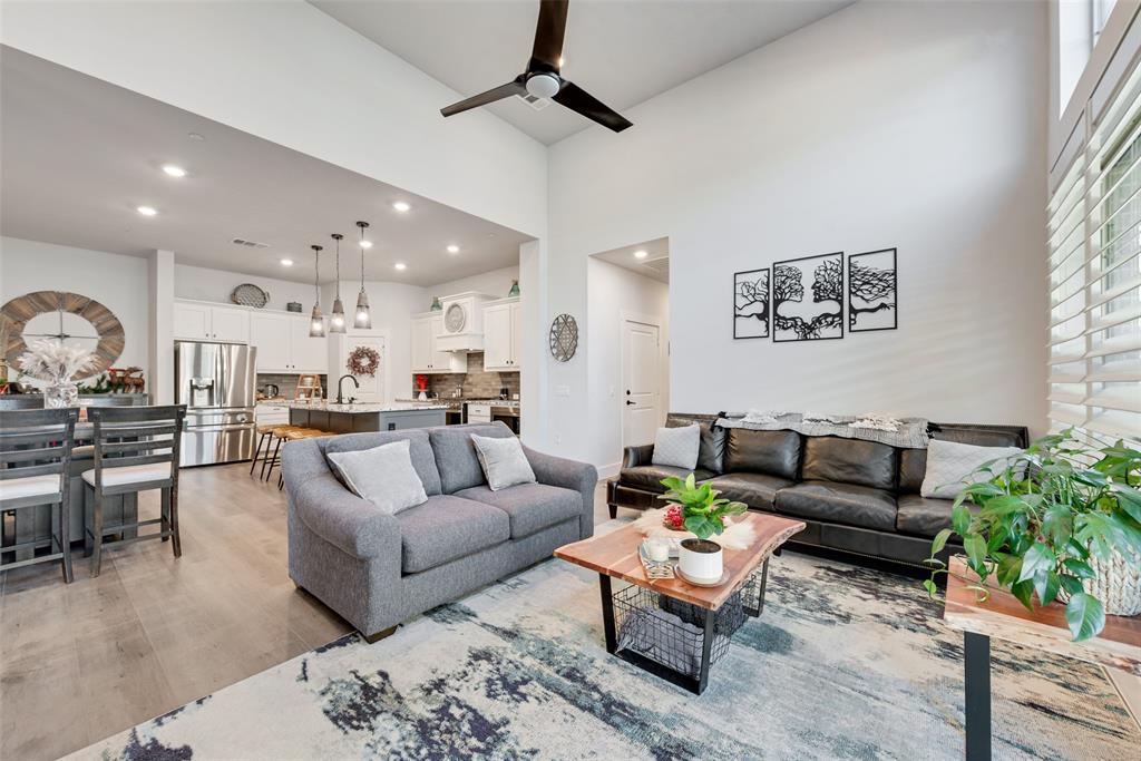 Mira Lagos East Twnhms North A - Residential