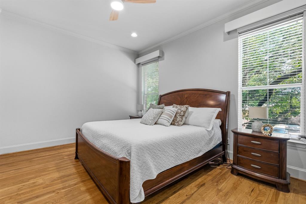 Frankford Lake - Residential