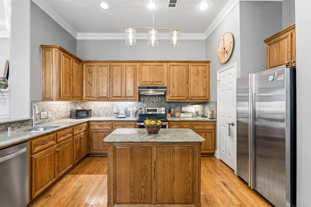 Frankford Lake - Residential