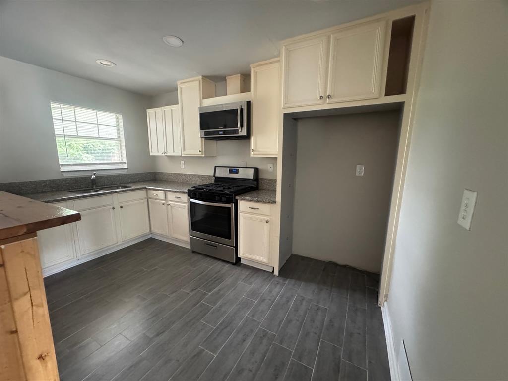 Plaza Terrace Add - Residential Lease