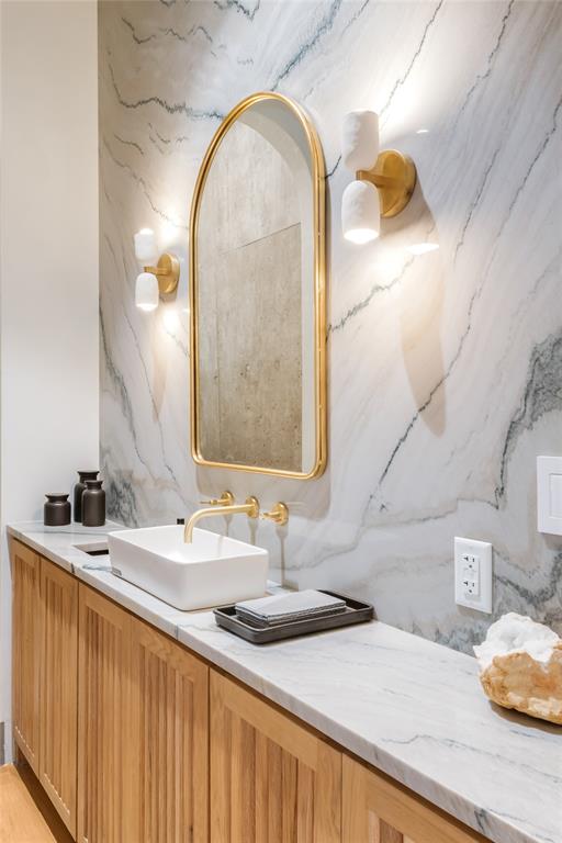 Residences - Residential