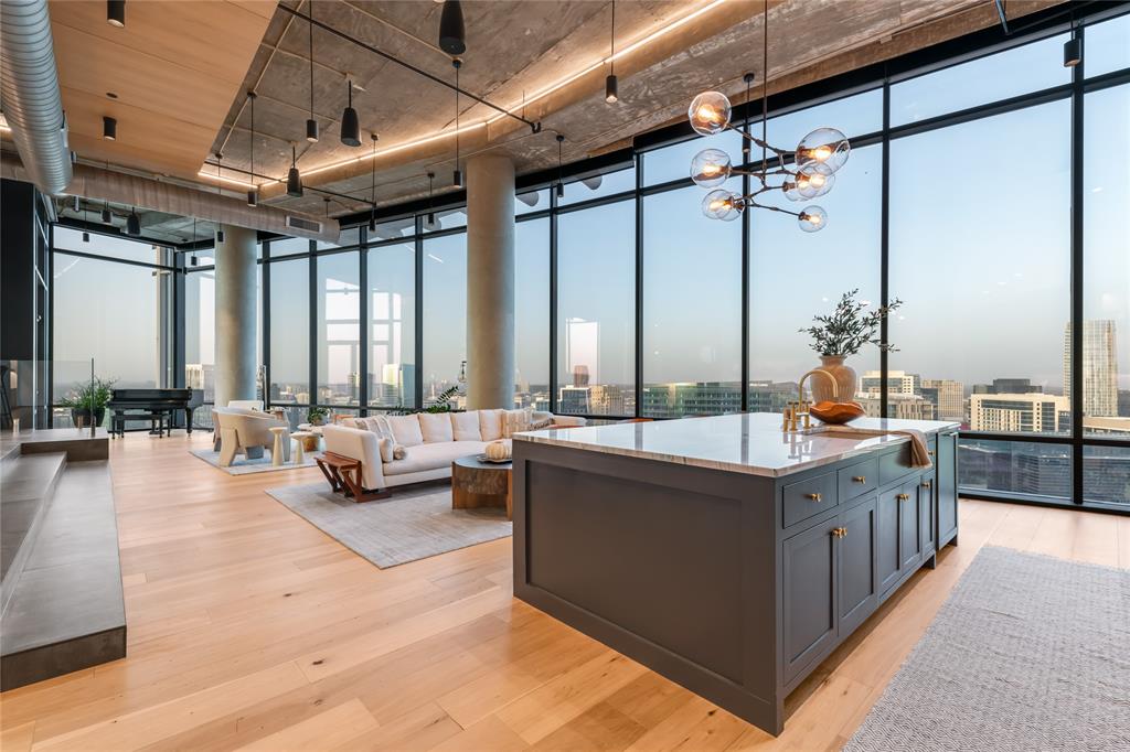 Residences - Residential