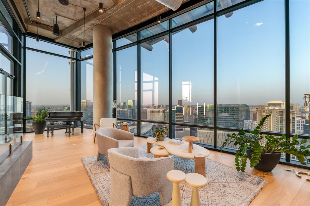 Residences - Residential