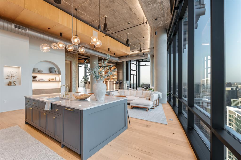 Residences - Residential