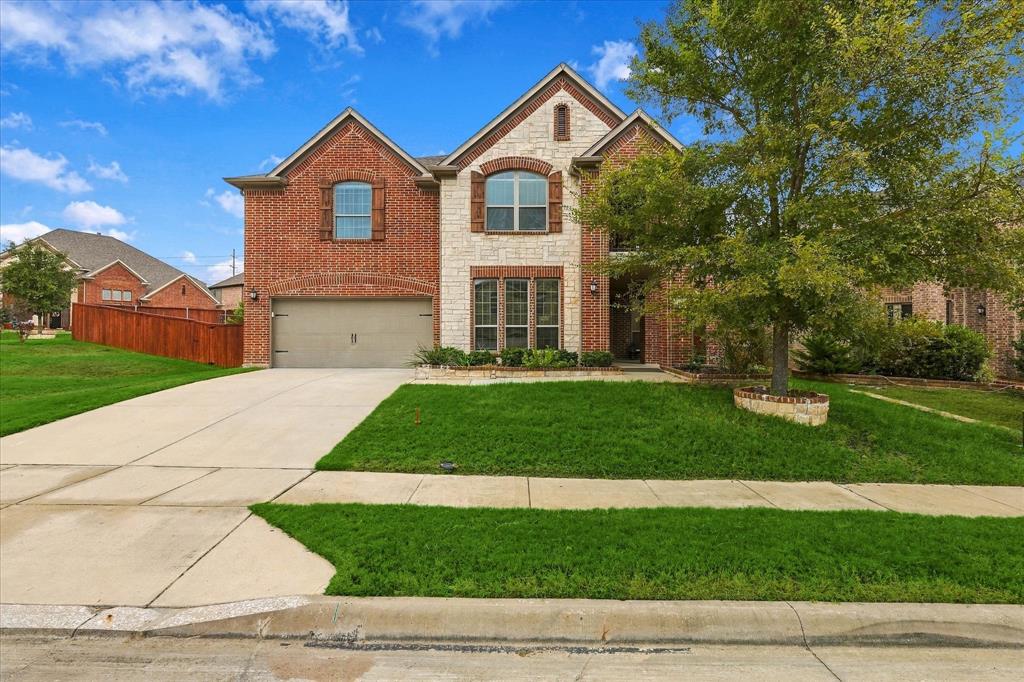 901 Hartford Court