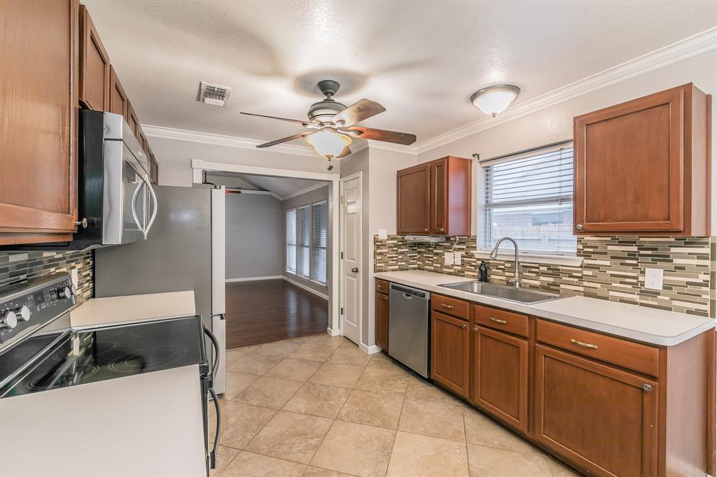 Keswick Gardens Ph 01 - Residential