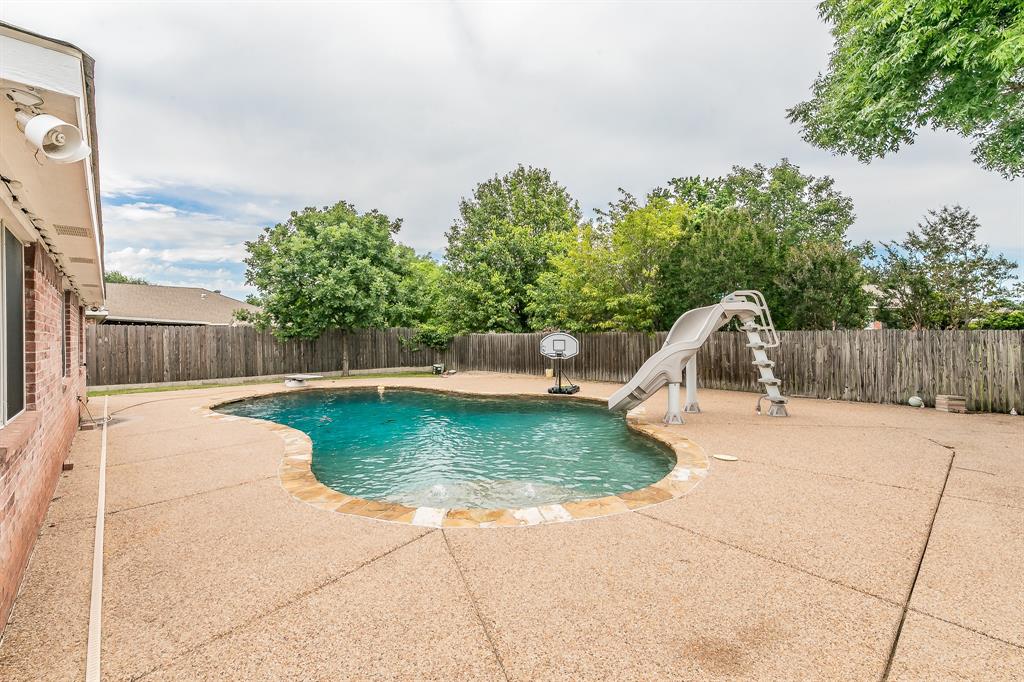 Keswick Gardens Ph 01 - Residential