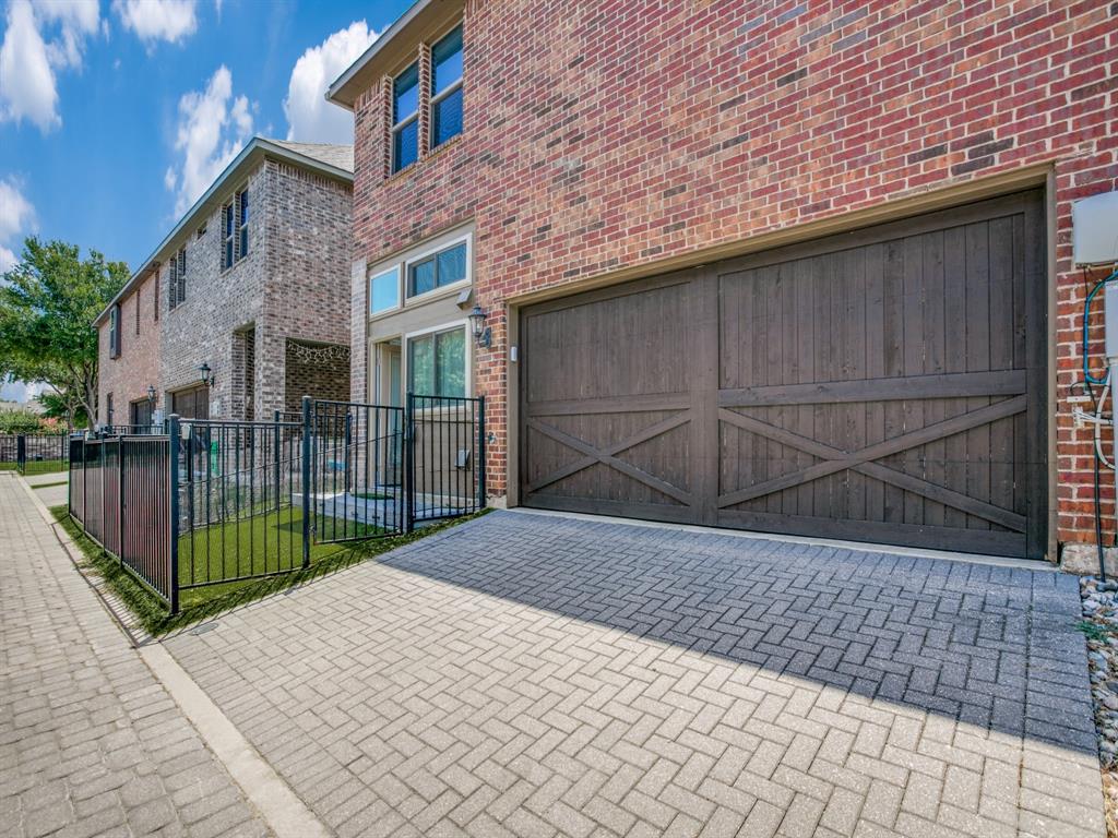 Keller Town Center Add - Residential Lease