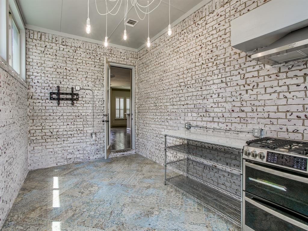 Keller Town Center Add - Residential Lease