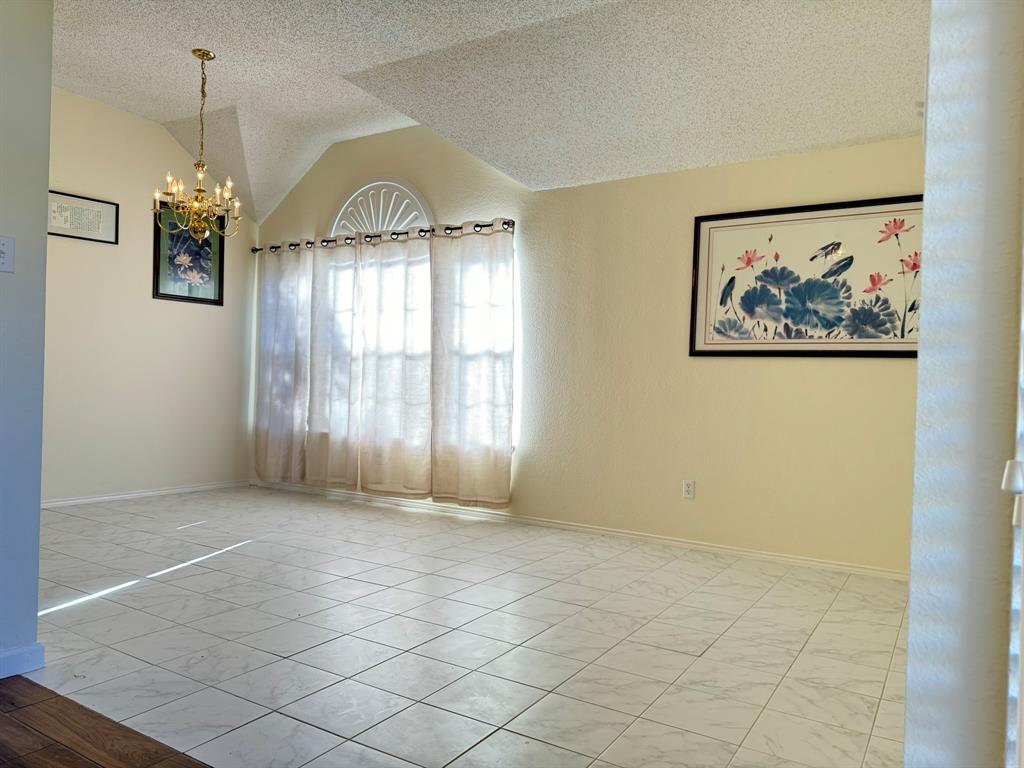 1412 Faringdon Drive