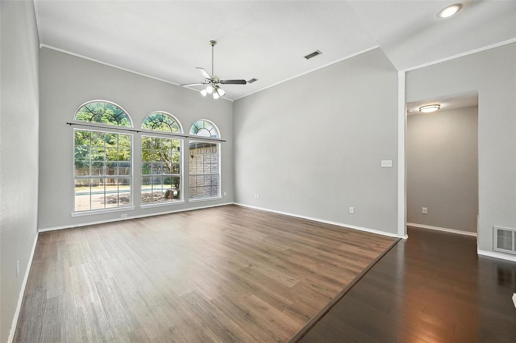6813 Greenleaf Drive
