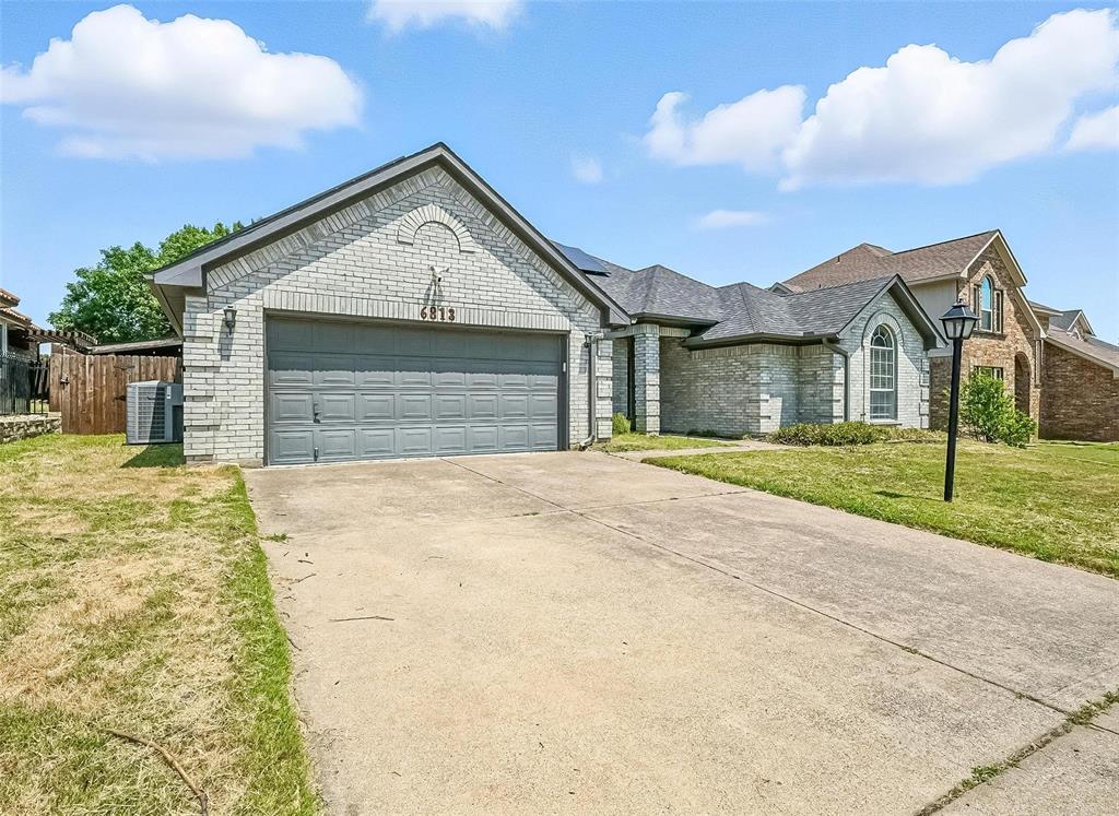 6813 Greenleaf Drive