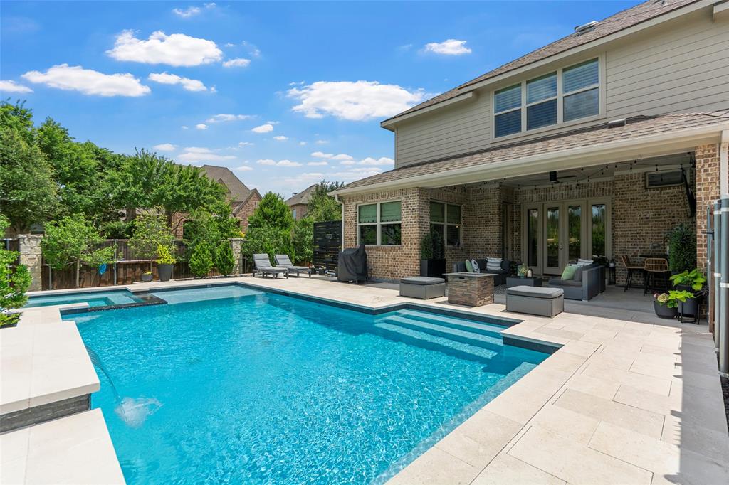 856 Fountain View Court