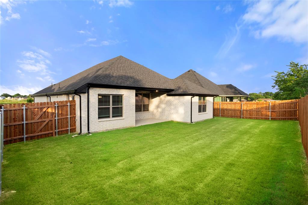 GLADIATOR ESTS - Residential