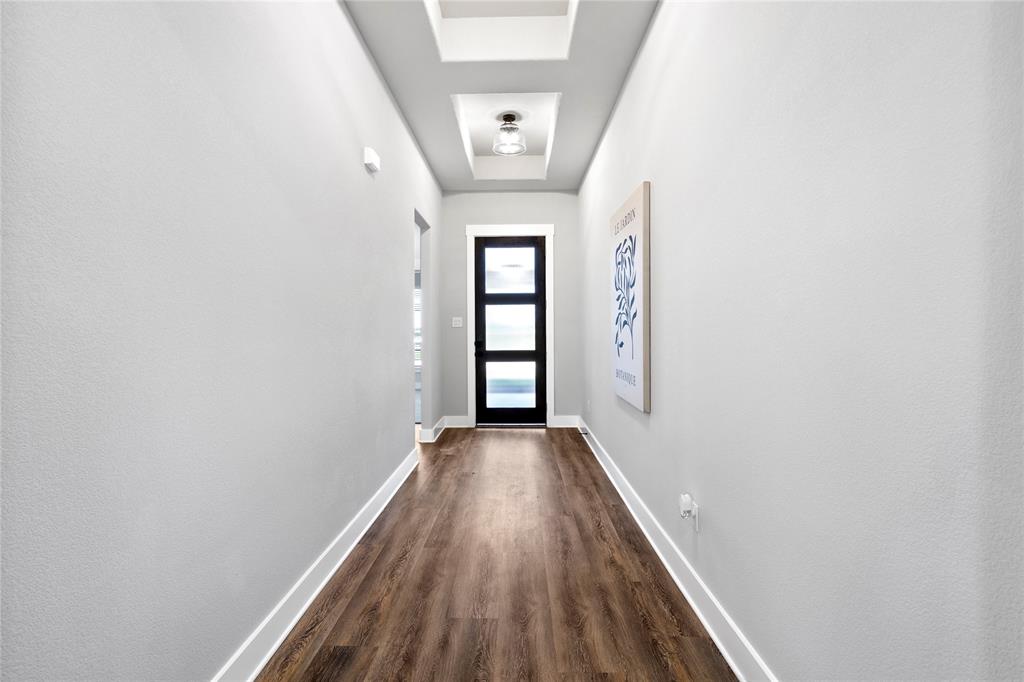 GLADIATOR ESTS - Residential