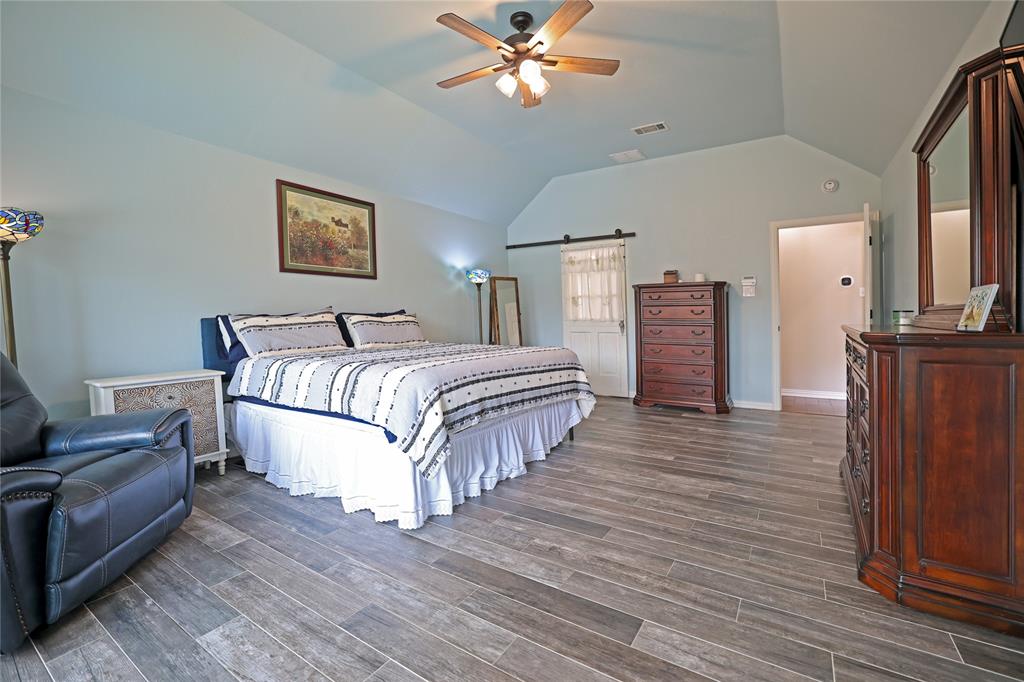 8356 Thornhill Drive