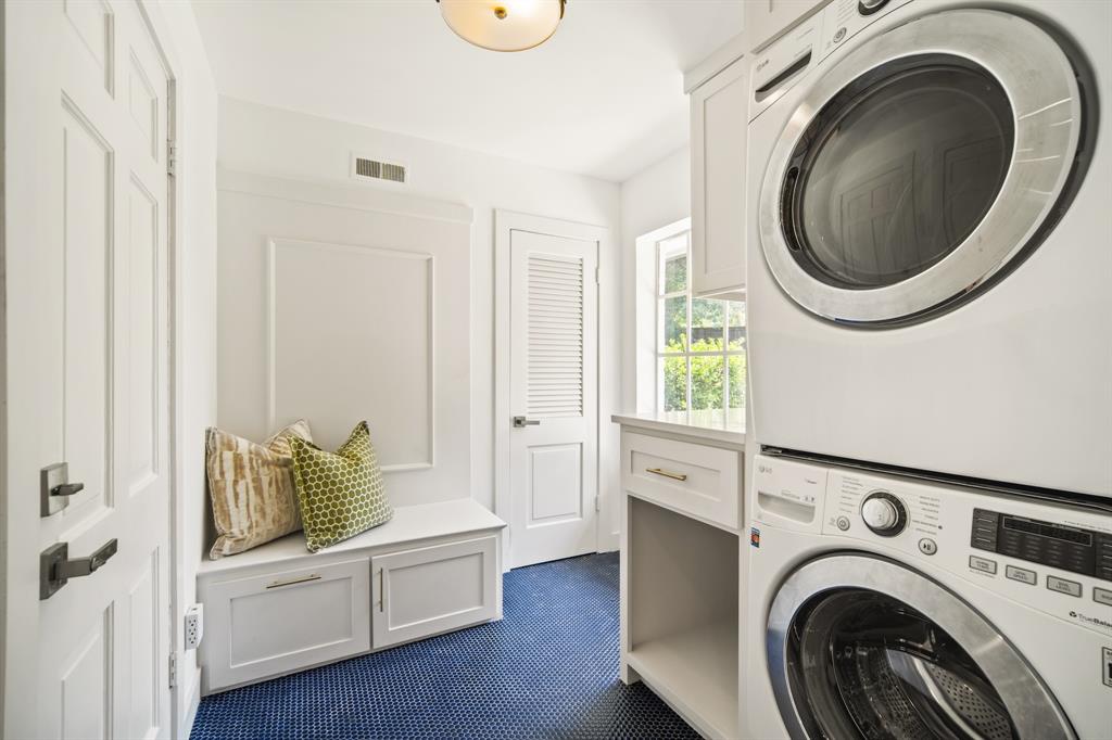 Luna Park Estates - Residential Lease