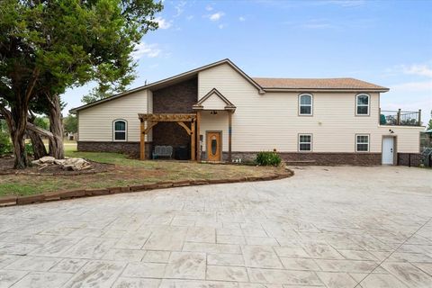 419 Sky Harbour Court Granbury TX 76049