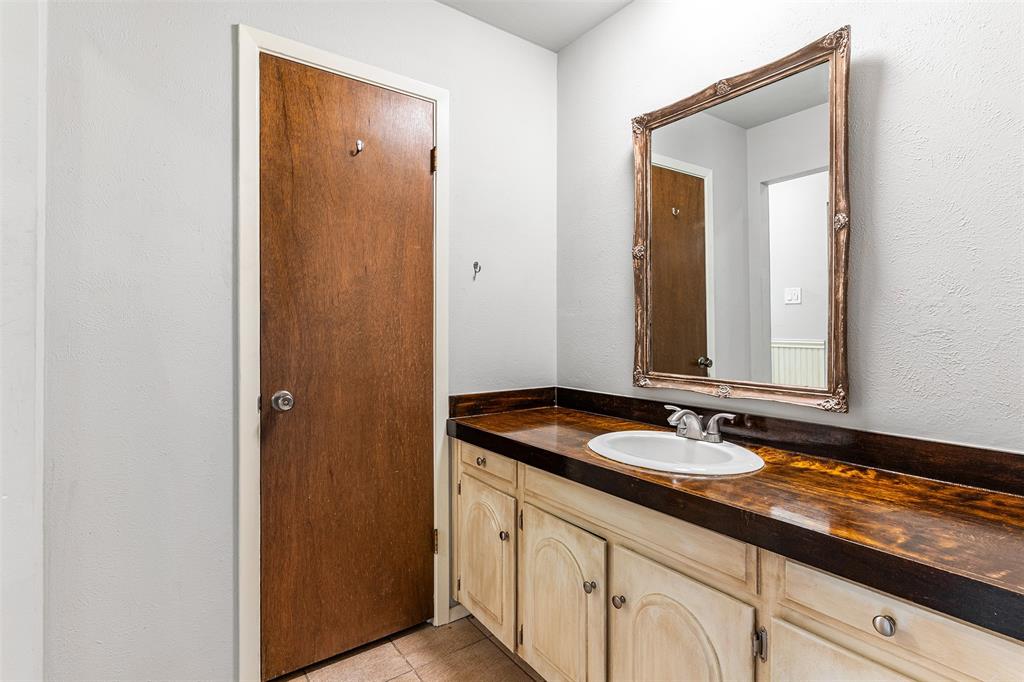 Meadowbrook East Add - Residential