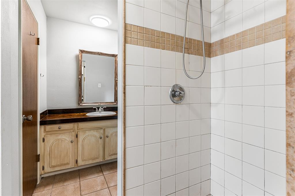 Meadowbrook East Add - Residential