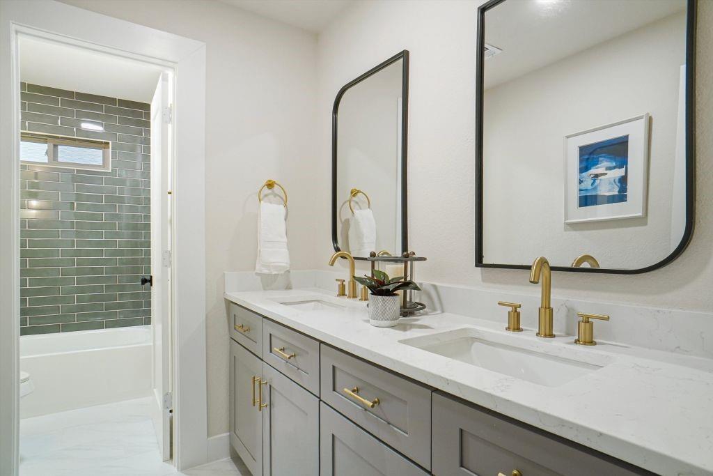 Forest Meadows - Residential