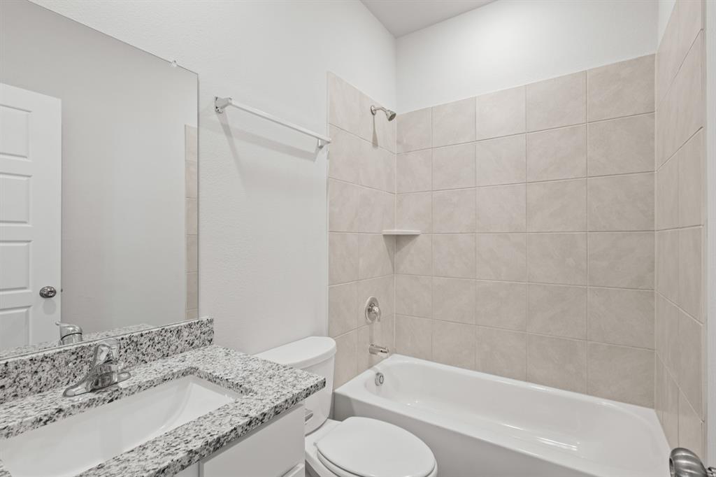 10033 Freighter Trail