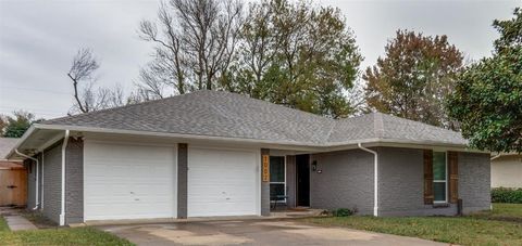 1002 N Lindale Lane Richardson TX 75080