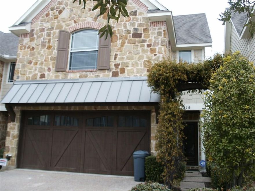 NEWER HOME IN THE HISTORIC DISTRICT OF COPPELL ONLY 1 BLOCK TO MAIN ST. WITH PLAYGROUND, CONCERTS, & RESTAURANT, FARMERS MARKET AND IN COPPELL SCHOOLS.. VERY OPEN PLAN WITH SOARING CEILINGS & REAL HARDWOODS. KITCHEN IS THE SHOWPLACE OF THIS HOME WITH HUGE ISLAND FEATURING DOUBLE DEEP SINK, BREAKFAST BAR, GRANITE, STAINLESS & COOKTOP. ALL OPEN TO MASSIVE FAMILY ROOM. SPARKLING TILES IN MASTER BATH EXACTLY MATCHES THE SOFT PASTEL COLORS. SEPARATE SINKS, OVERSIZE SHOWER & JETTED TUB. CENTRALLY LOCATED GAMEROOM UP. SHOWS LIKE A MODEL.